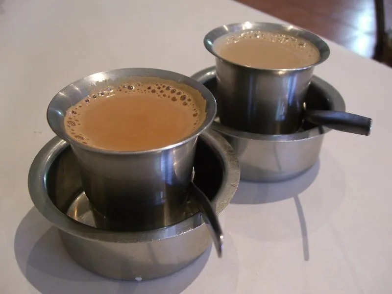 Cardamom on Main Street: The American Founders Pouring Gulf Flavor Into Cups, Wrappers, and Bottles