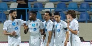 دوري روشن: الأخدود يتغلب على ضيفه الخليج بنتيجة (3 -1)