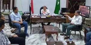 رئيس مركز الزقازيق بالشرقية يعقد اجتماعًا لمناقشة متأخرات ملفات التصالح وأملاك الدولة