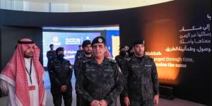 اللواء الفايز يزور المعرض المصاحب لأعمال ملتقى إعلام الحج 1447هـ