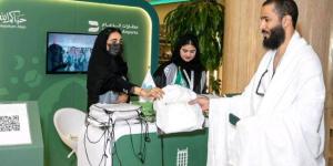 بروح العطاء والمسؤولية... متطوعو أمانة الشرقية يستقبلون ضيوف الرحمن في مطارات الدمام