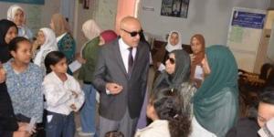 محافظ الأقصر يشارك فتيات الشابات المسلمات التهنئة بمناسبة قدوم عيد الأضحى