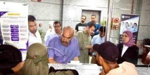 محافظ السويس يشدد على سرعة الاستجابة لشكاوى المواطنين بالمركز التكنولوجى