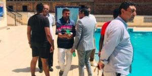 مدير شباب ورياضة الأقصر يتابع التزام حمام السباحة بالنادى الرياضى بضوابط التشغيل