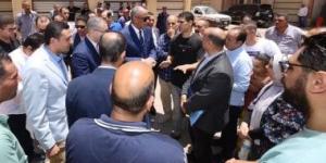 محافظ كفر الشيخ يتفقد بدء أعمال تغذية الكهرباء بعمارات تحيا مصر