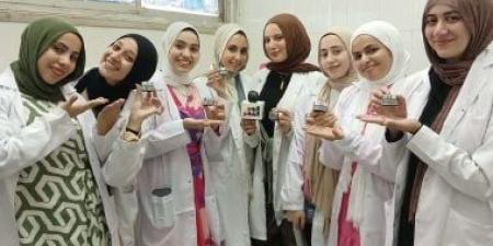 طالبات بزراعة جامعة الزقازيق يبتكرن كريم طبيعى لعلاج حب الشباب من سرس الأرز