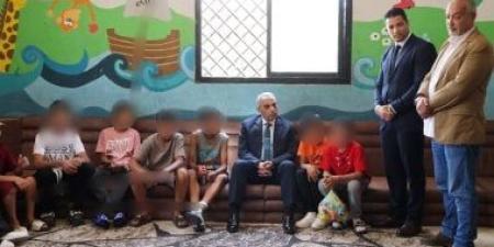 محافظ الإسماعيلية يتفقد دار الرحمة لرعاية البنين ومستشفى الحميات