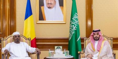 ولي العهد يستعرض آفاق التعاون مع الرئيس التشادي