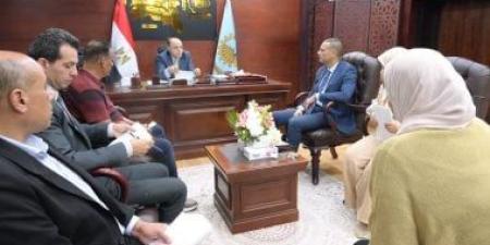 محافظ الغربية يوجه بسرعة الاستجابة للاحتياجات المعيشية والخدمية للأهالى