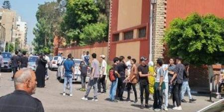 تداول ورقتى امتحان وإجابة الجبر للإعدادية بالقليوبية.. والتعليم توضح