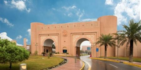 جامعة الملك فيصل توضح آليات التقديم والقبول على برامجها للعام الجامعي 1448هـ