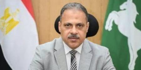 محافظ الشرقية يصدر قرارا بترقية 67 ألف 299 معلم أخصائي بأثر رجعي