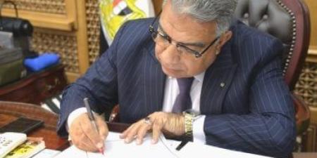 محافظ الدقهلية: الانتهاء من جميع التجهيزات داخل لجان امتحانات الثانوية العامة