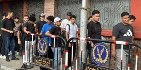 7428 طالبا بالثانوية العامة يؤدون ثاني أيام الامتحانات فى بورسعيد..فيديو وصور
