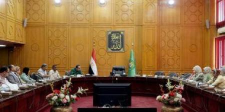 نائب محافظ الإسماعيلية يناقش تخصيص أراضٍ شاغرة لإقامة مشروعات استثمارية جديدة