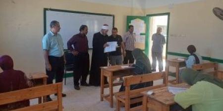 رئيس منطقة جنوب سيناء الأزهرية يتابع الامتحانات ويؤكد توفير الأجواء المناسبة للطلاب