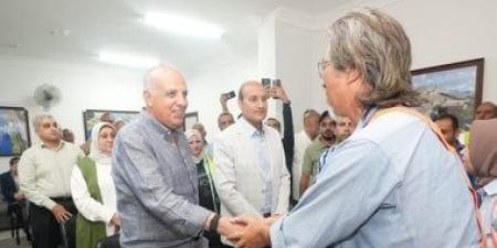 محافظ أسيوط يستقبل وزير الري لتفقد اللمسات النهائية بقناطر ديروط الجديدة
