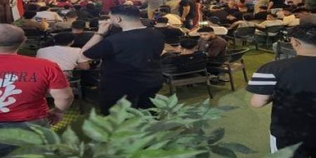 حضور جماهيري كبير أمام الشاشات بالدقهلية لتشجيع منتخب مصر ضد إيران.. مباشر