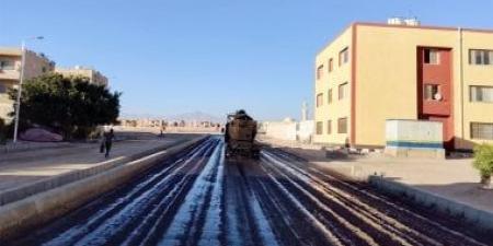 جنوب سيناء تواصل تطوير شبكة الطرق.. تنفيذ مشروعات الخطة الاستثمارية بطور سيناء ونويبع