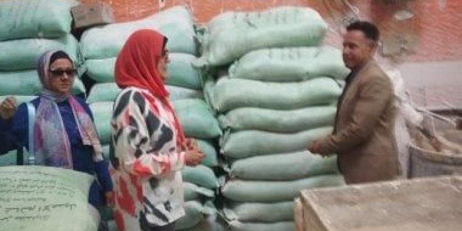 ضبط 1.5 طن دقيق بلدى مدعم داخل مخبز فى الإسماعيلية قبل بيعها بالسوق السوداء