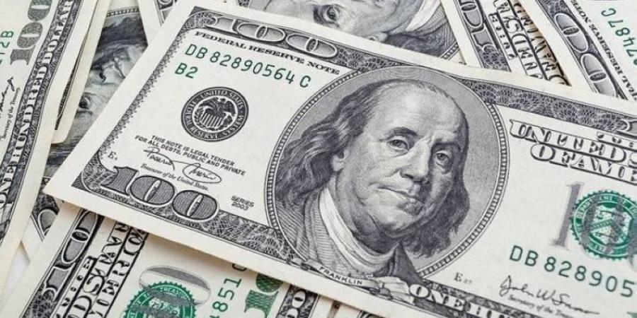 استقرار الدولار الأمريكي مقابل العملات الرئيسة