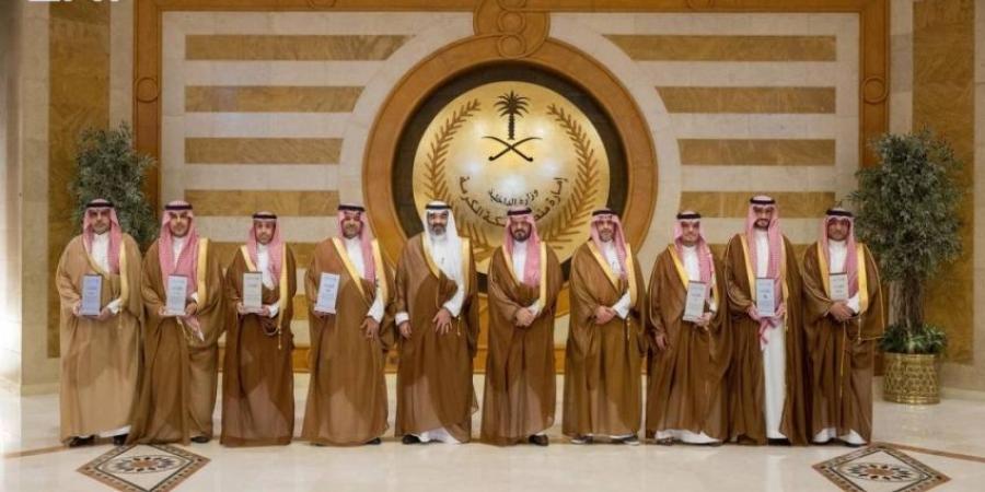 نائب أمير مكة يطّلع على جاهزية التقنيات الرقمية لخدمة الحجيج