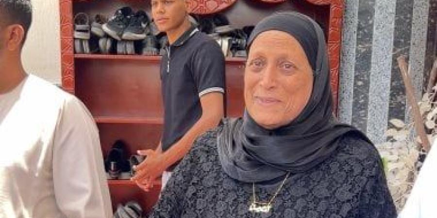 بعد افتتاح مسجد الشهيد أحمد عبد الفتاح بقنا.. والدته: حلم ابني تحقق