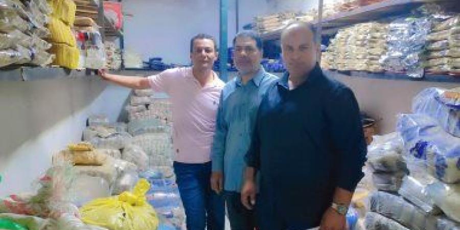 ضبط 2 طن توابل وبهارات وبقوليات مصابة بالسوس داخل مخزن ببورسعيد