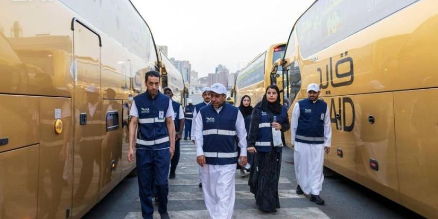 رئيس هيئة النقل يقف على جاهزية خدمات النقل لموسم الحج في مكة المكرمة وجدة