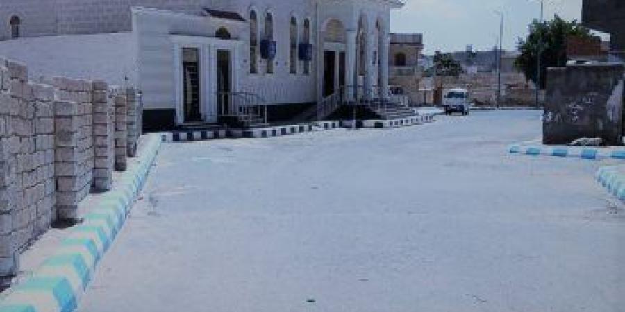 مدينة مرسى مطروح تشهد أعمال تطوير ومد شبكات المرافق قبل رصف الشوارع.. صور