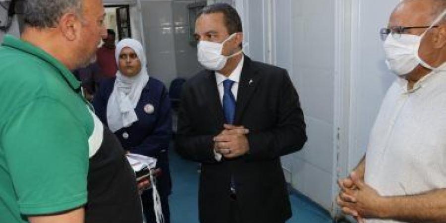 محافظ المنوفية يحيل 7 عاملين بمستشفى منوف العام للتحقيق لتغيبهم عن العمل