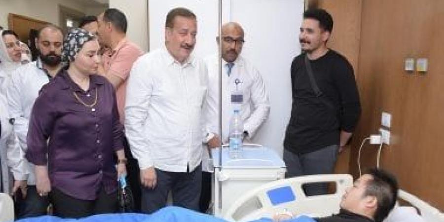 مواطن صينى يشيد بمستوى الخدمة الطبية داخل مستشفى التضامن ببورسعيد