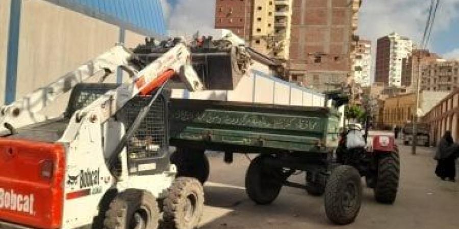 رفع 2044 طن قمامة وتحرير 120محضراً تموينياً متنوعاً بكفر الشيخ