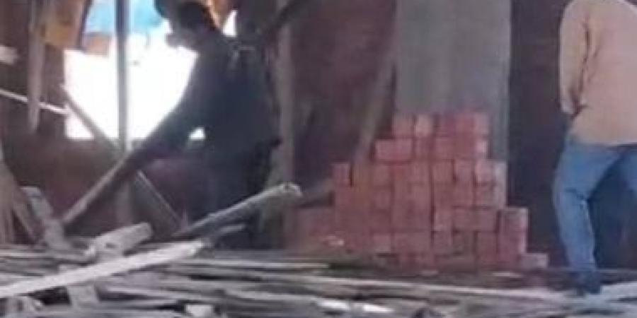 إيقاف 3 حالات بناء مخالف فى المهد بالأقصر خلال إجازة عيد الأضحى.. صور