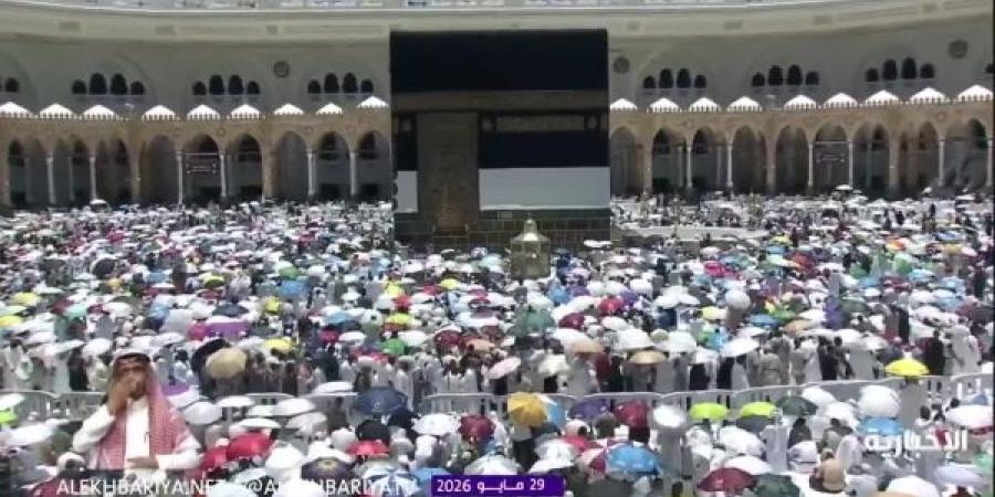 خطيب المسجد الحرام يوصي المسلمين بتقوى الله وشكره على نعمه