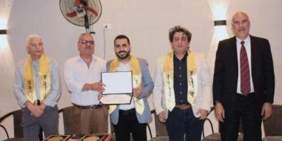 نقابة أطباء بني سويف تكرم محمد كمال وتمنحه لقب الطبيب المثالى