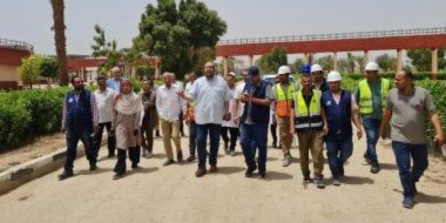 رئيس مياه سوهاج يتفقد أعمال إحلال وتجديد محطة معالجة صرف الكولة