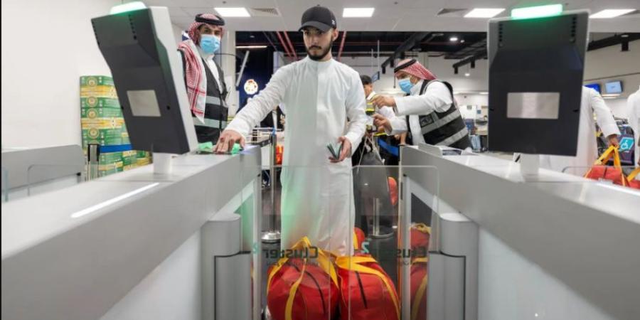 مطار الطائف الدولي يُنهي إجراءات مغادرة ضيوف الرحمن في عددٍ من الدول