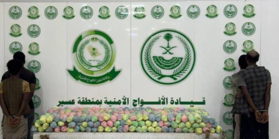 القبض على (4) مخالفين لتهريبهم (173) كجم من القات بـالفرشة