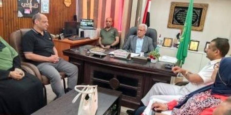 انتظام أول أيام الامتحانات النظرية للدبلومات الفنية بالإسماعيلية دون شكاوى