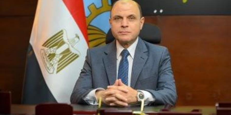 محافظ الغربية يجري حركة تنقلات محدودة لرؤساء الأحياء بمدينتي طنطا والمحلة الكبرى