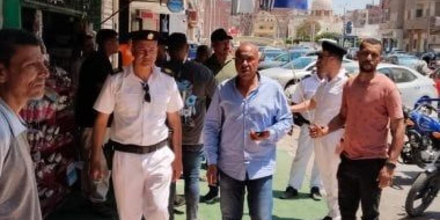 تنظيم حملة مكبرة بحى ثالث الإسماعيلية لإعادة الانضباط بالشوارع