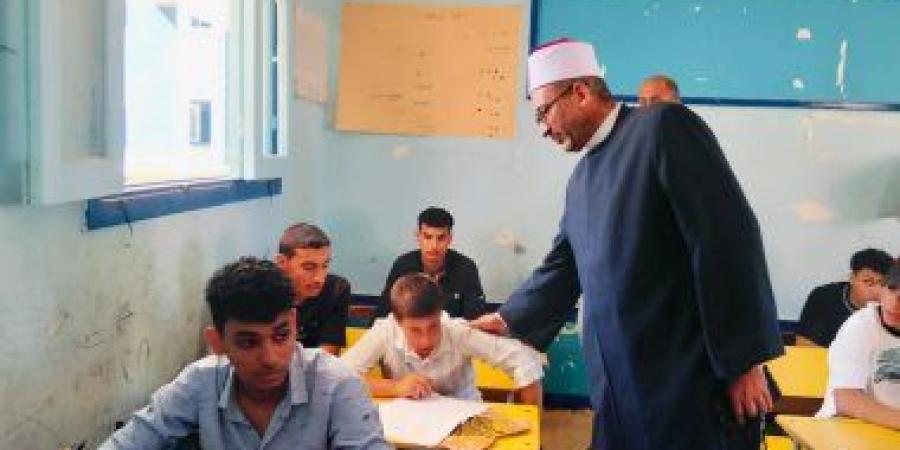 رئيس منطقة كفر الشيخ الأزهرية: أداء 3915 طالبًا وطالبة بالقسم الأدبى