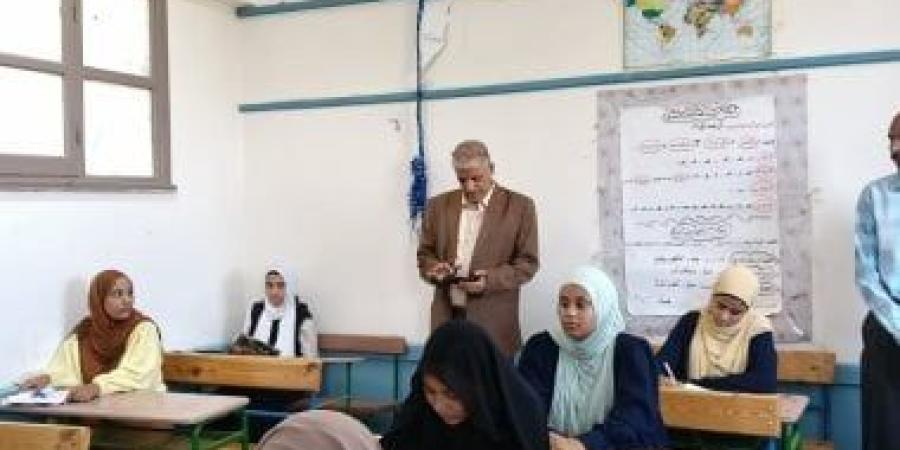 وكيل تعليم قنا: إجراءات حاسمة ضد أي تقصير في امتحانات الشهادة الإعدادية
