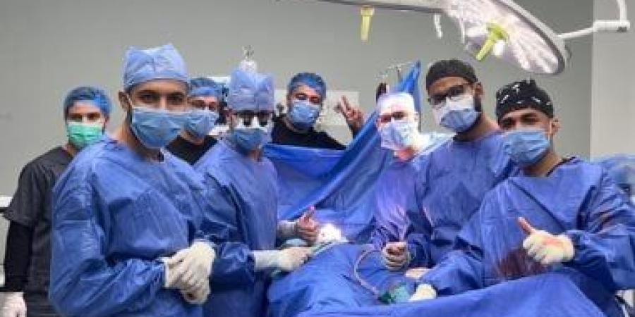 جراحة دقيقة تنقذ شابا من الموت داخل مستشفى الطوارئ الجامعي بسوهاج