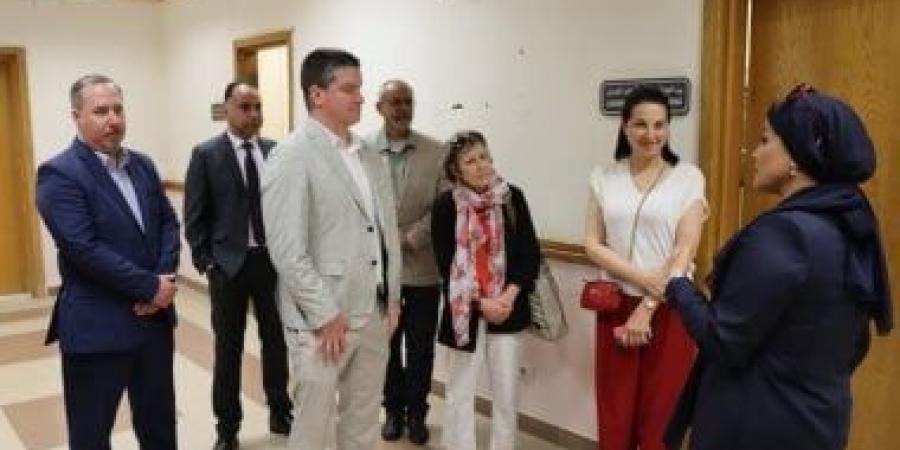 جامعة الإسكندرية تستقبل وفد جامعة فيرجينيا تك الأمريكية لبحث تعاون أكاديمي وبحثي
