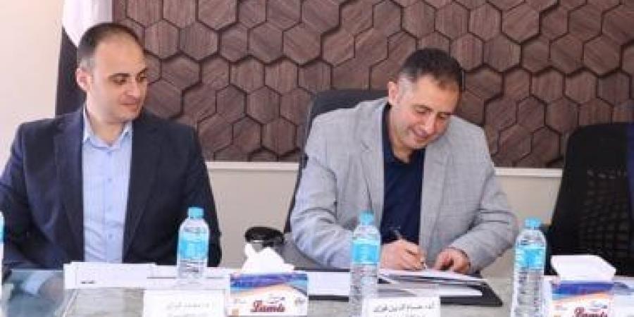 مبادرة المحافظ هيجيلك.. محافظ دمياط يبحث شكاوى ومطالب أهالي الروضة