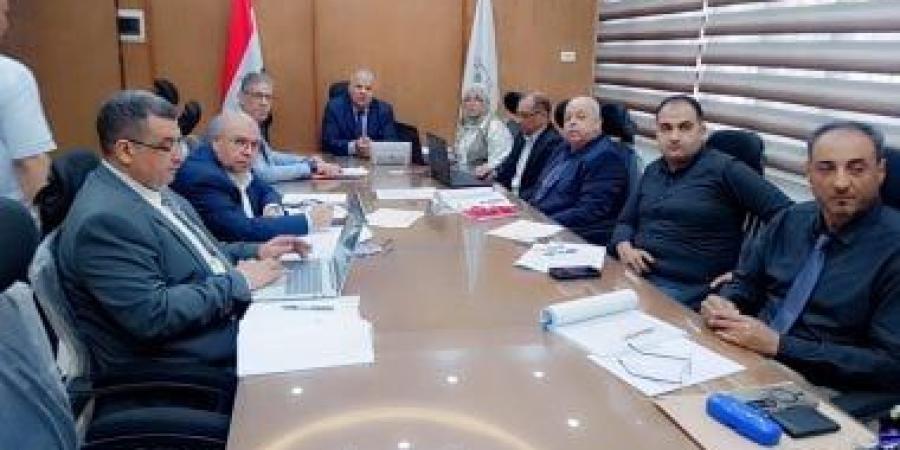 مدير تعليم الفيوم يتابع امتحانات الثانوية العامة من غرفة العمليات الرئيسية