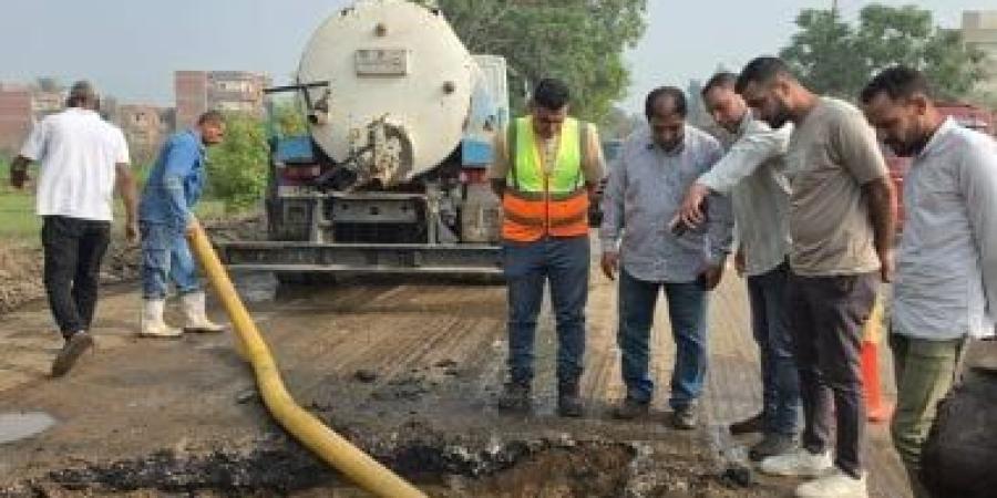 مياه المنوفية:الانتهاء من إصلاح كسر مفاجئ بخط طرد صرف صحي بقرية بتبس بمركز شبين الكوم