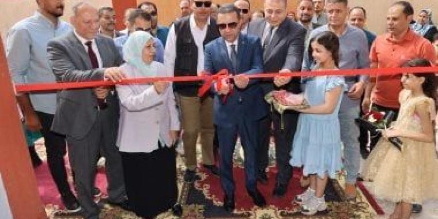 محافظ المنوفية يفتتح مدرستي الأزهار الابتدائية وأم المؤمنين الإعدادية بنات بمنوف